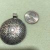 Intricately designed metal pendant - 4 pieces - Image 2