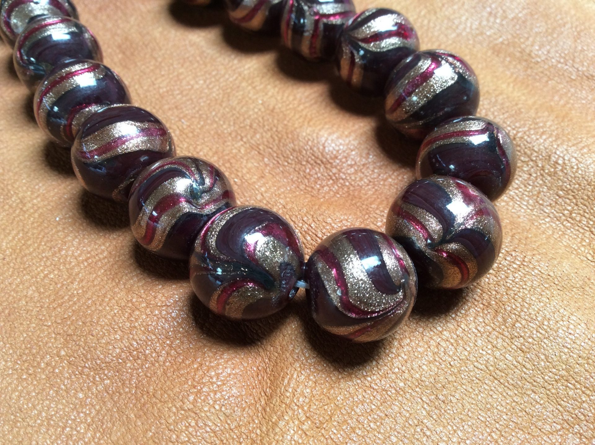 Agate Stone Beads Bracelets - Get Best Price from Manufacturers & Suppliers  in India