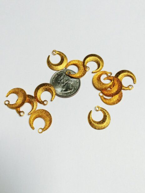 Vintage Brass Crescent Moon Charms - 48 Pieces - Image 3