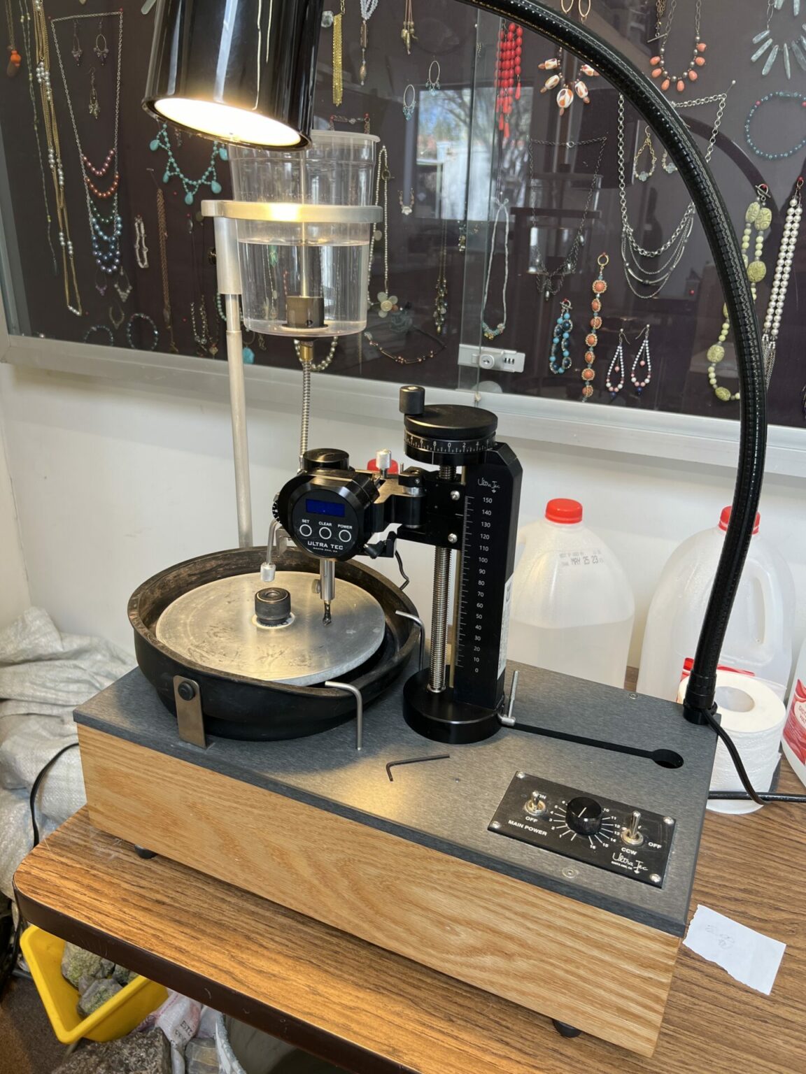 V5 right hand Faceting machine, new. BeadHoliday